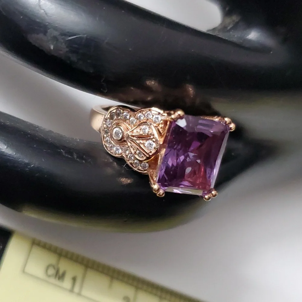 Watch Video / Sterling Silver 925 Sapphire Rose Gold Ring